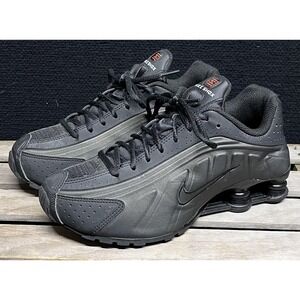 Nike Shox R4 Shoes Youth‎ Size 6Y Triple Black Running CW2626-003 Sneakers